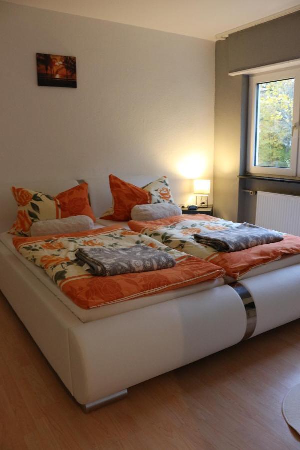 Appartment in Walldorf mit Schlafzimmer, Küche und Bad Exterior foto